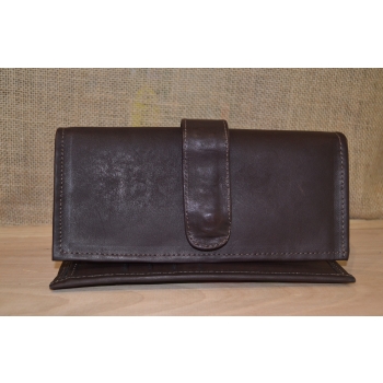 Portfel duży skórzany   ciemno brązowy z kwiatowym kolorowym haftem .